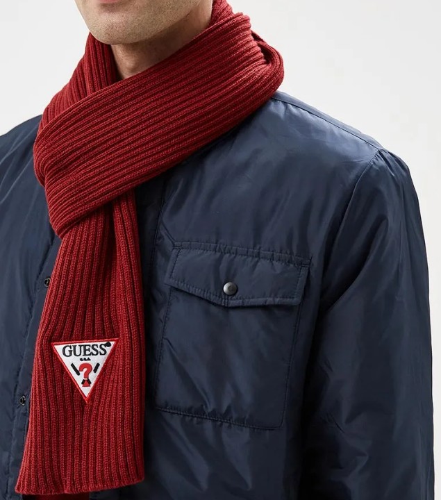 10 самых теплых и стильных шарфов, которые ты можешь себе позволить  