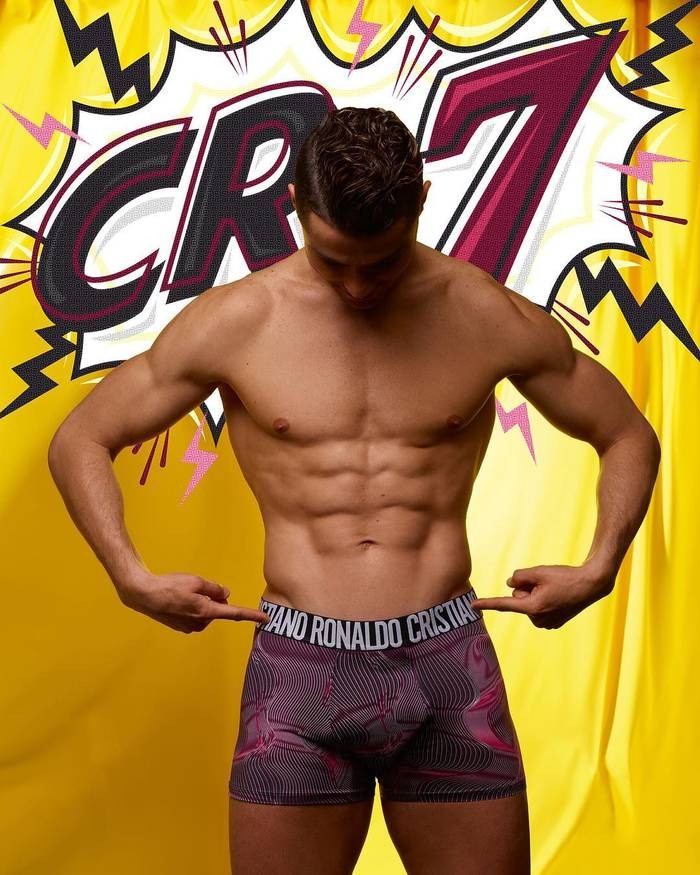 Криштиану Роналду выпустил коллекцию нижнего белья в стиле супергероев