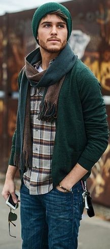 Как подобрать цвет шарфа к одежде? Рекомендации для мужчин
