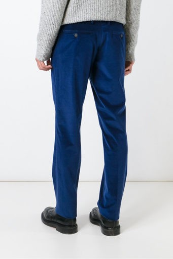 Мужские синие брюки: как сочетать