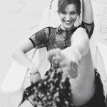 Белиссимо: нежная Белла Хадид в пляжной фотосессии