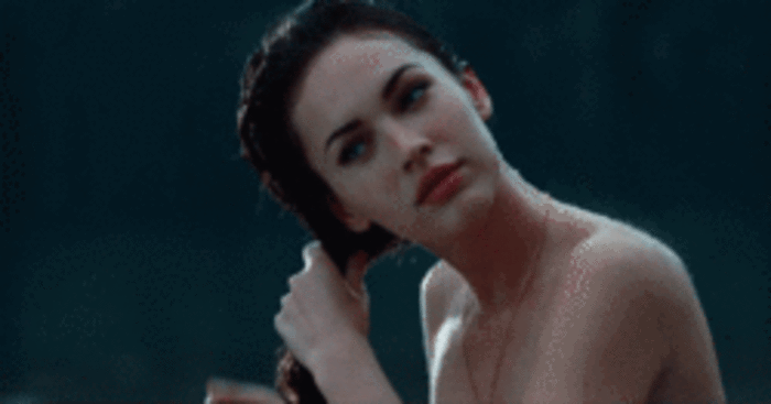 Меган Фокс: самые эротические гифки модели по версии Maxim