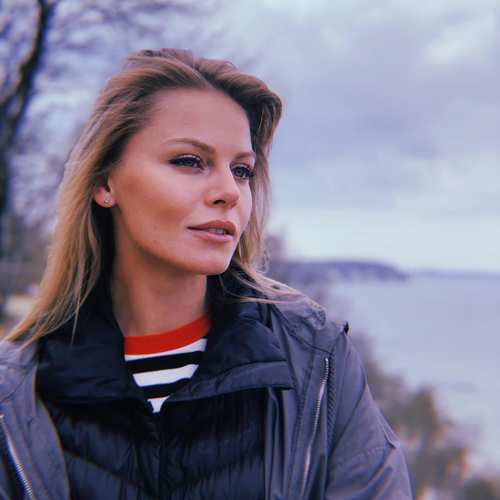 Анастасия Стежко: эротические фото актрисы