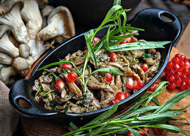 
                        
                            
                                Как приготовить грибы: 3 вкусных и несложных рецепта от шеф-поваров
                            
                        
                        