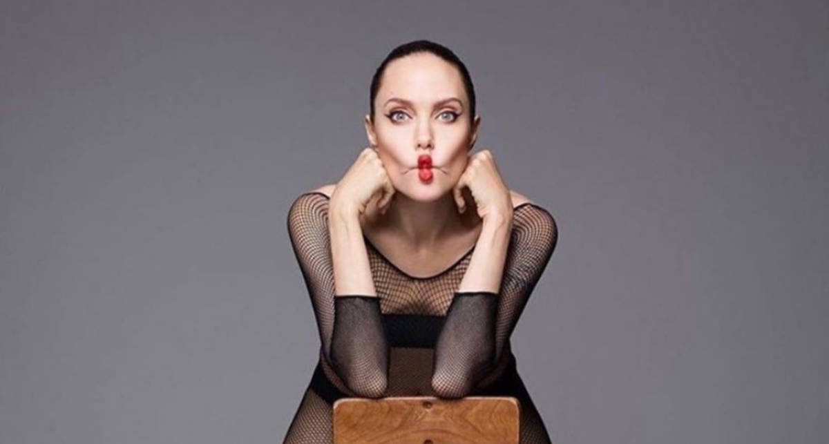 Дерзкая сердцем: Анджелина Джоли снялась голой для глянца