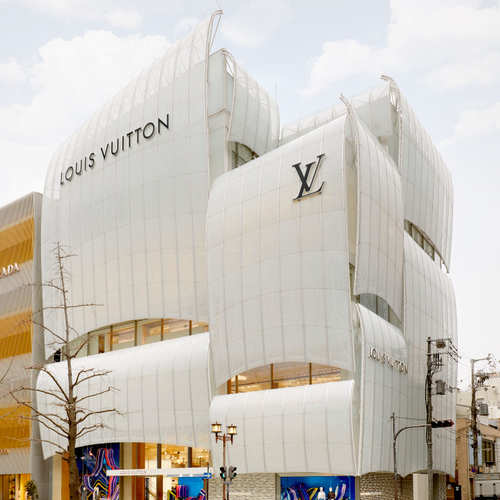 Для избранных: в Осаке открылся luxury-ресторан Louis Vuitton