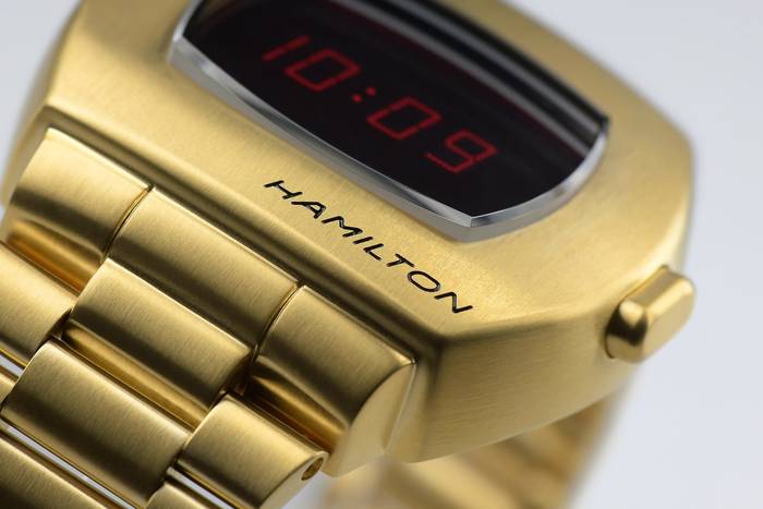 Возврат к истокам: электронные часы Hamilton PSR как символ 70-х