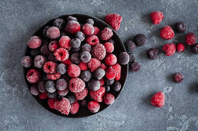 Есть ли польза в замороженных овощах, фруктах и ягодах?
