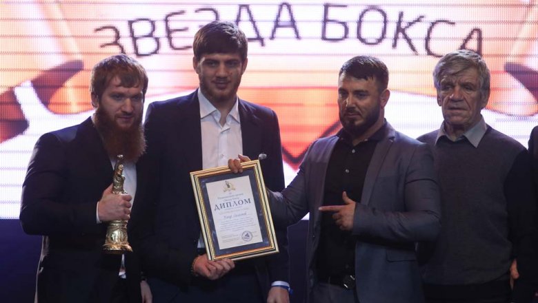 Боксер Саламов в Грозном победил Екимова