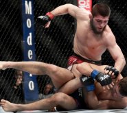 Новый чемпион UFC Оливейра высказался о Нурмагомедове