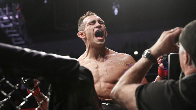 UFC впервые за 8 лет увеличит бойцам бонусы за выступления