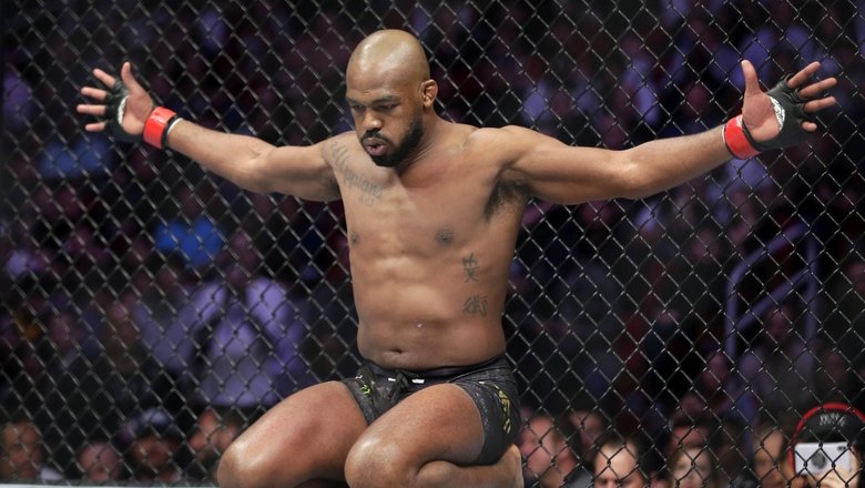Лучшего бойца UFC Джонса арестовали по подозрению в домашнем насилии