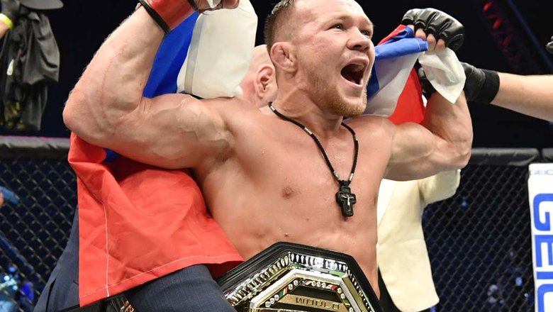 Бой за титул чемпиона UFC Ян &mdash; Стерлинг могут перенести на апрель