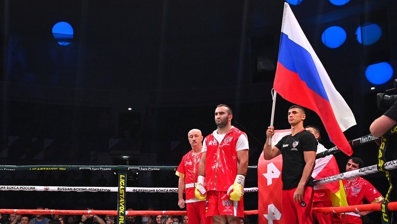 Флаг и гимн России вернули на международные турниры по боксу