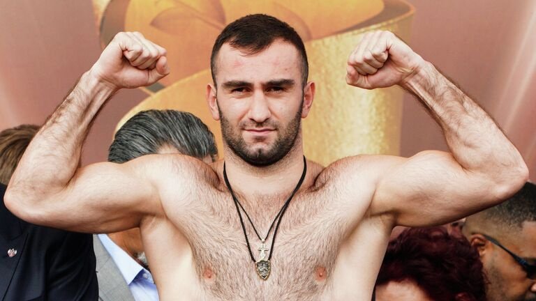 Российский топ-боксер получил гражданство Армении