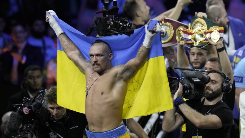 Украинский боксер Усик объяснил срыв боя с британцем Фьюри